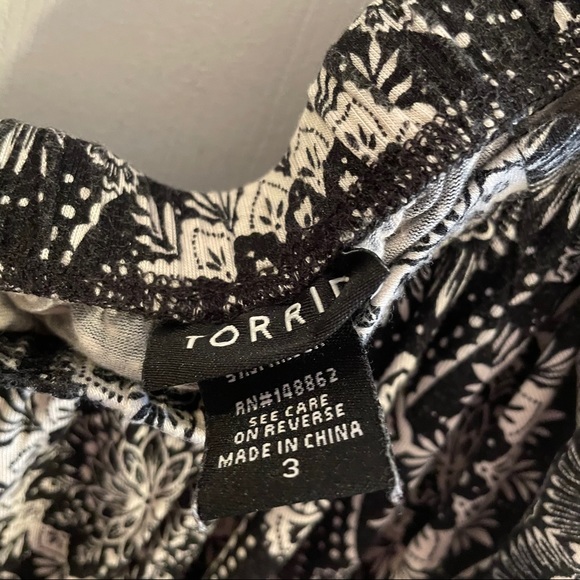 Torrid Ruffled Cap Sleeve Blouse - Picture 2 of 5